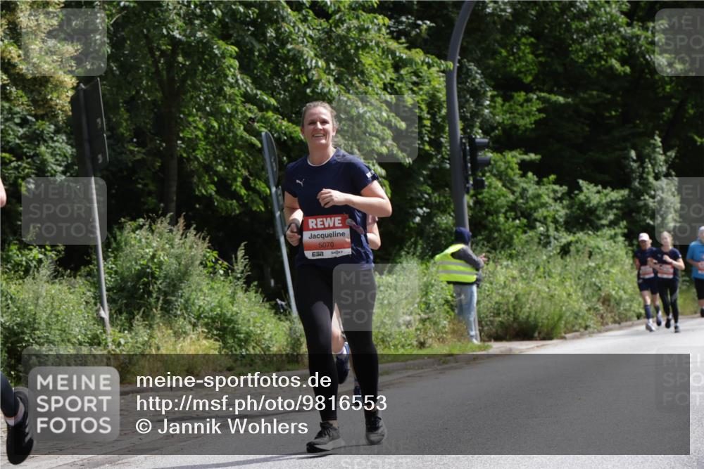14.06.2026 - REWE Women's Run Jannik Wohlers http://msf.ph/oto/9816553 14.06.2026 10:52:44 Laufen 5070 meine-sportfotos.de