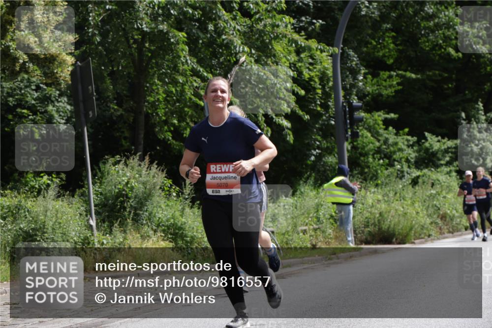 14.06.2026 - REWE Women's Run Jannik Wohlers http://msf.ph/oto/9816557 14.06.2026 10:52:44 Laufen 5070 meine-sportfotos.de