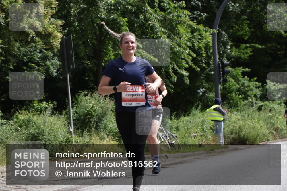 14.06.2026 - REWE Women's Run Jannik Wohlers http://msf.ph/oto/9816562 14.06.2026 10:52:45 Laufen 5070, 7 meine-sportfotos.de