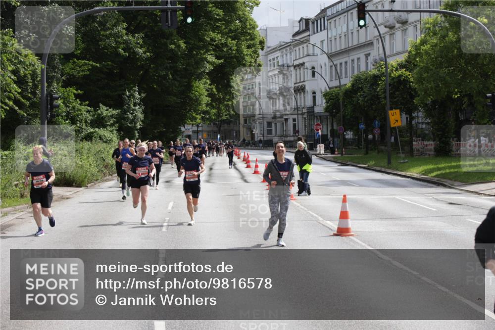 14.06.2026 - REWE Women's Run Jannik Wohlers http://msf.ph/oto/9816578 14.06.2026 10:52:55 Laufen 1 meine-sportfotos.de