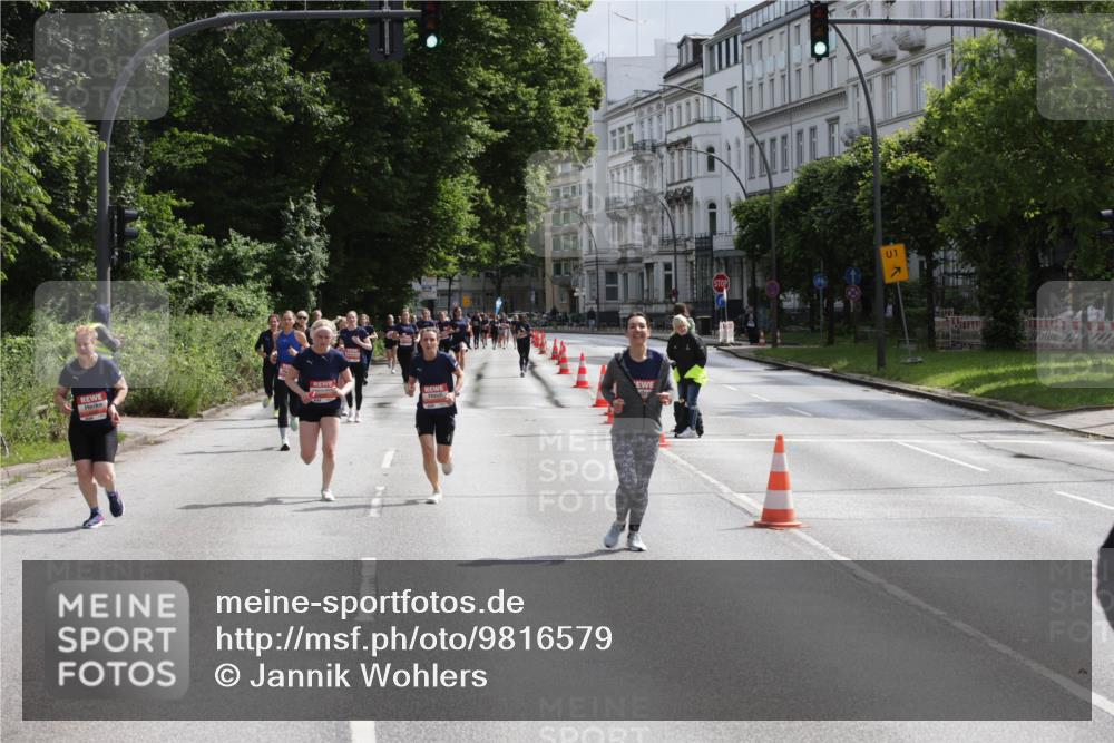 14.06.2026 - REWE Women's Run Jannik Wohlers http://msf.ph/oto/9816579 14.06.2026 10:52:55 Laufen 1 meine-sportfotos.de