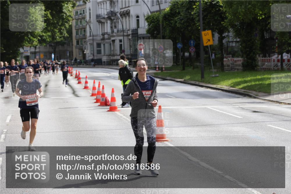 14.06.2026 - REWE Women's Run Jannik Wohlers http://msf.ph/oto/9816586 14.06.2026 10:52:56 Laufen 5, 1 meine-sportfotos.de