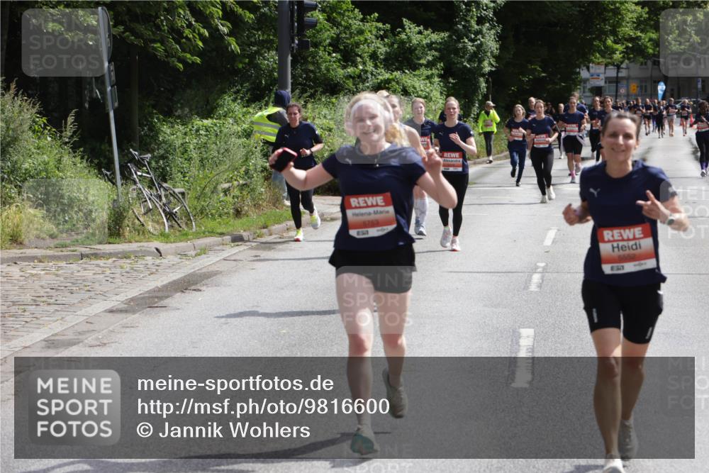 14.06.2026 - REWE Women's Run Jannik Wohlers http://msf.ph/oto/9816600 14.06.2026 10:52:58 Laufen 6753, 6652, 51 meine-sportfotos.de