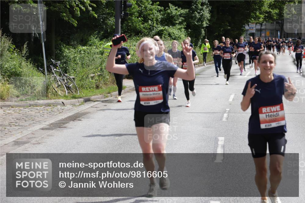 14.06.2026 - REWE Women's Run Jannik Wohlers http://msf.ph/oto/9816605 14.06.2026 10:52:58 Laufen 5753, 8371 meine-sportfotos.de