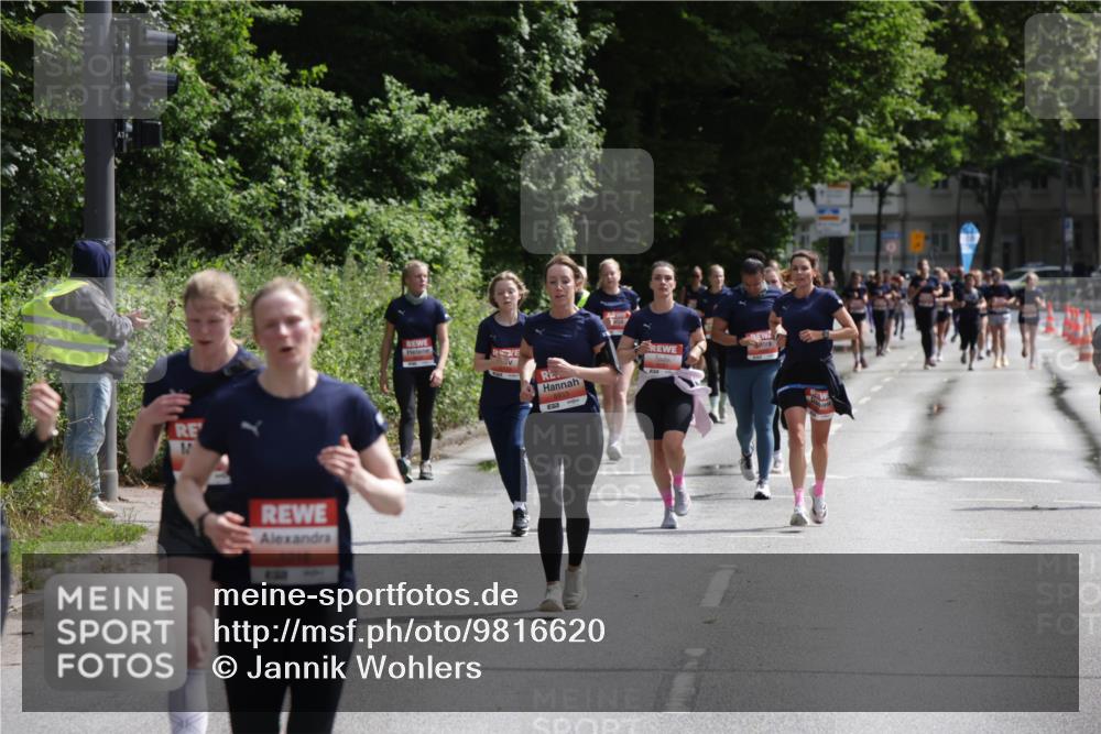 14.06.2026 - REWE Women's Run Jannik Wohlers http://msf.ph/oto/9816620 14.06.2026 10:53:01 Laufen  meine-sportfotos.de