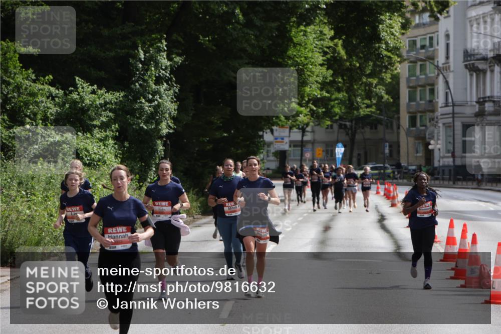 14.06.2026 - REWE Women's Run Jannik Wohlers http://msf.ph/oto/9816632 14.06.2026 10:53:03 Laufen 57 meine-sportfotos.de
