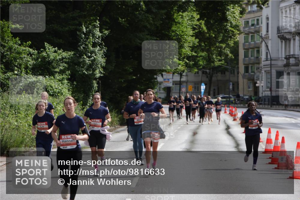 14.06.2026 - REWE Women's Run Jannik Wohlers http://msf.ph/oto/9816633 14.06.2026 10:53:03 Laufen 57 meine-sportfotos.de