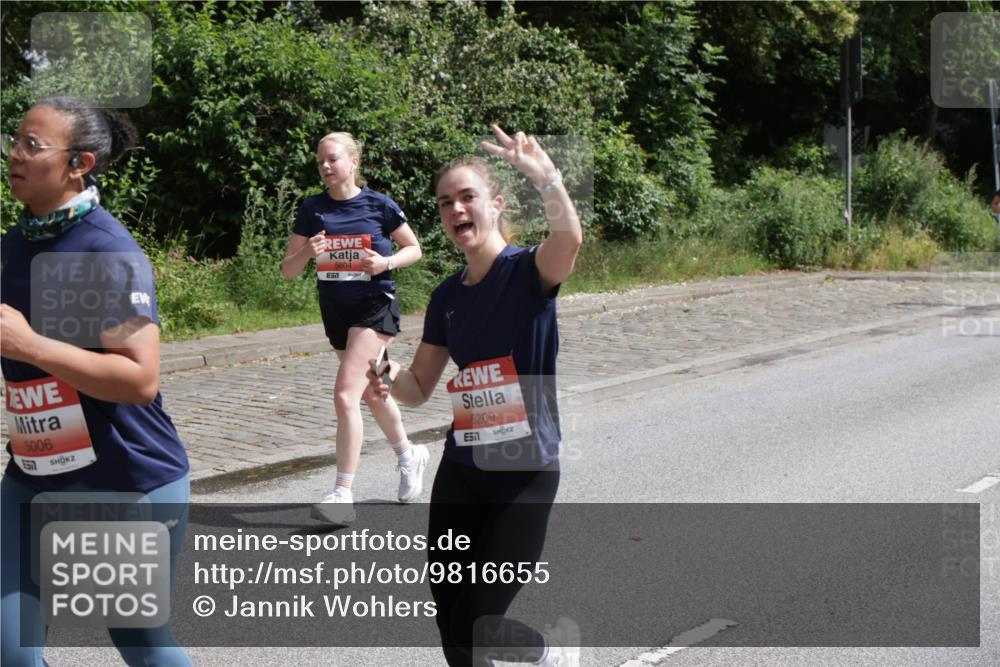 14.06.2026 - REWE Women's Run Jannik Wohlers http://msf.ph/oto/9816655 14.06.2026 10:53:13 Laufen 5006, 7, 5804, 5209 meine-sportfotos.de