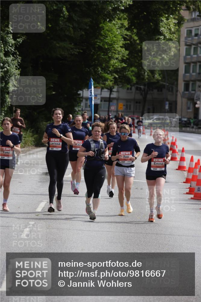 14.06.2026 - REWE Women's Run Jannik Wohlers http://msf.ph/oto/9816667 14.06.2026 10:53:20 Laufen 5499, 57, 5904 meine-sportfotos.de