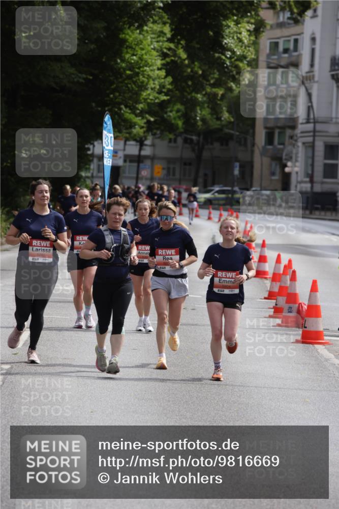 14.06.2026 - REWE Women's Run Jannik Wohlers http://msf.ph/oto/9816669 14.06.2026 10:53:20 Laufen 7, 30, 5904 meine-sportfotos.de