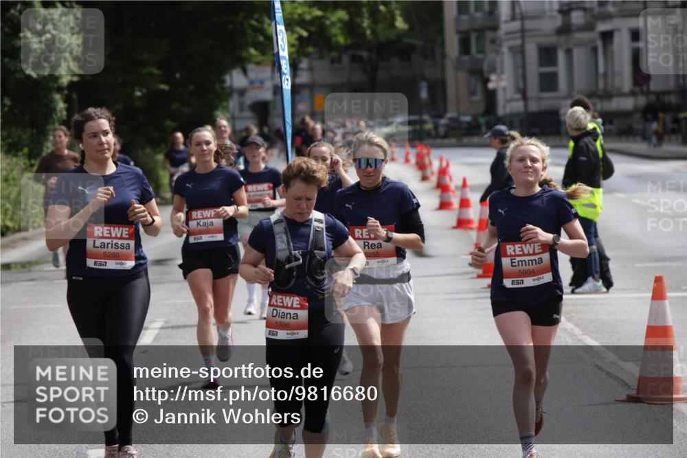 14.06.2026 - REWE Women's Run Jannik Wohlers http://msf.ph/oto/9816680 14.06.2026 10:53:23 Laufen 5280, 57, 5712, 57, 5396, 7, 5255, 7, 5904 meine-sportfotos.de