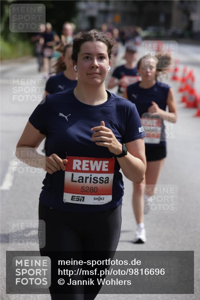 14.06.2026 - REWE Women's Run Jannik Wohlers http://msf.ph/oto/9816696 14.06.2026 10:53:26 Laufen 5280 meine-sportfotos.de
