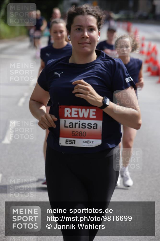14.06.2026 - REWE Women's Run Jannik Wohlers http://msf.ph/oto/9816699 14.06.2026 10:53:26 Laufen 5280 meine-sportfotos.de