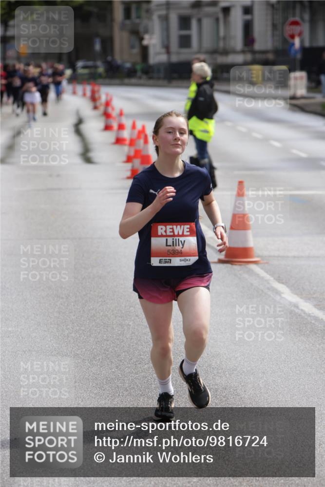 14.06.2026 - REWE Women's Run Jannik Wohlers http://msf.ph/oto/9816724 14.06.2026 10:53:40 Laufen 5394 meine-sportfotos.de