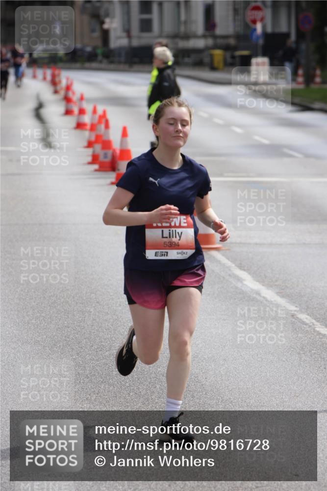 14.06.2026 - REWE Women's Run Jannik Wohlers http://msf.ph/oto/9816728 14.06.2026 10:53:40 Laufen 5394, 7 meine-sportfotos.de