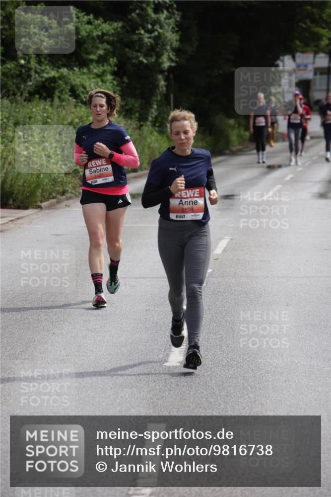 14.06.2026 - REWE Women's Run Jannik Wohlers http://msf.ph/oto/9816738 14.06.2026 10:53:45 Laufen 5107, 657, 5898, 7 meine-sportfotos.de