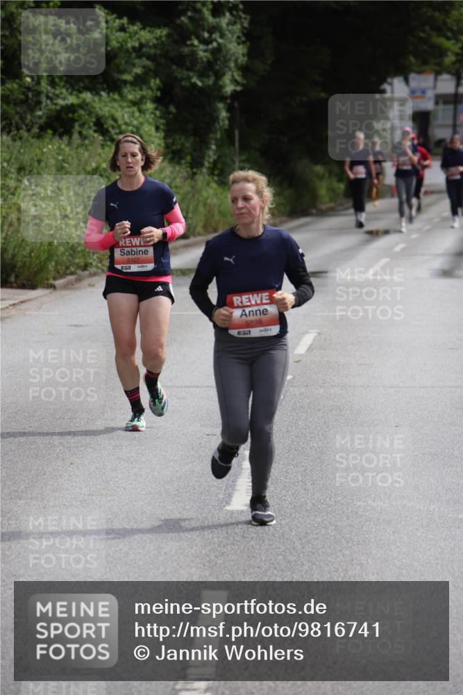 14.06.2026 - REWE Women's Run Jannik Wohlers http://msf.ph/oto/9816741 14.06.2026 10:53:45 Laufen 5107, 51, 5898, 7 meine-sportfotos.de