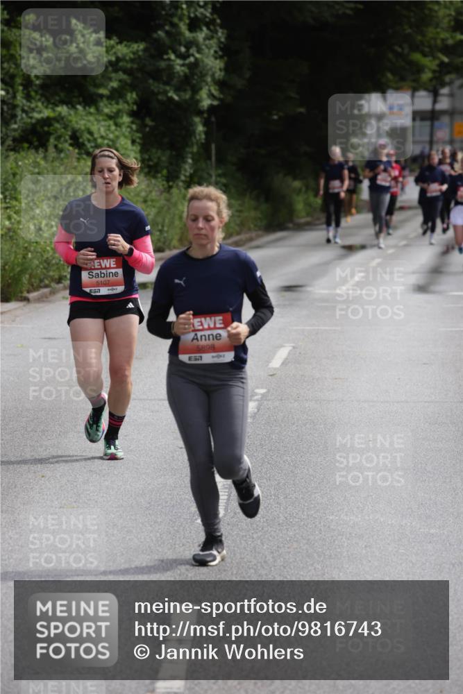 14.06.2026 - REWE Women's Run Jannik Wohlers http://msf.ph/oto/9816743 14.06.2026 10:53:45 Laufen 5107, 7, 5898, 7 meine-sportfotos.de