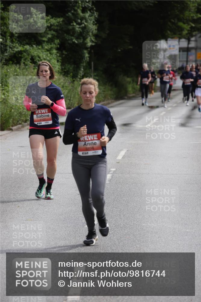 14.06.2026 - REWE Women's Run Jannik Wohlers http://msf.ph/oto/9816744 14.06.2026 10:53:45 Laufen 5107, 57, 5898, 7 meine-sportfotos.de
