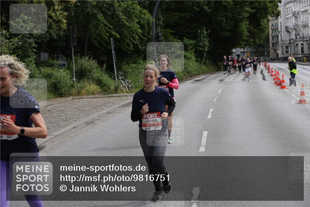 14.06.2026 - REWE Women's Run Jannik Wohlers http://msf.ph/oto/9816751 14.06.2026 10:53:48 Laufen 5113, 5898, 57 meine-sportfotos.de