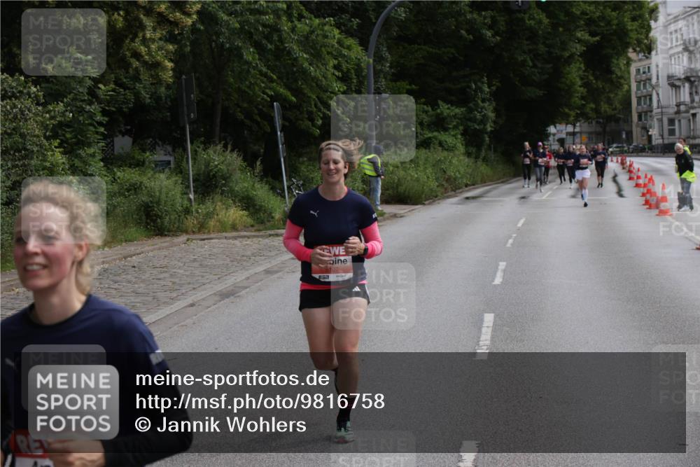 14.06.2026 - REWE Women's Run Jannik Wohlers http://msf.ph/oto/9816758 14.06.2026 10:53:49 Laufen 5107 meine-sportfotos.de
