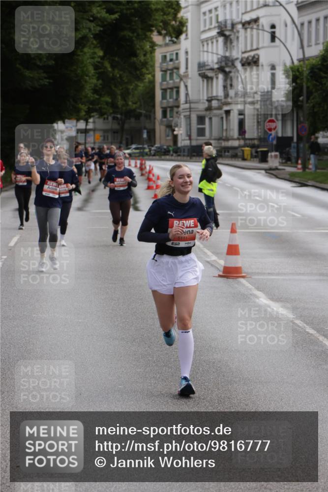14.06.2026 - REWE Women's Run Jannik Wohlers http://msf.ph/oto/9816777 14.06.2026 10:53:58 Laufen 5111 meine-sportfotos.de