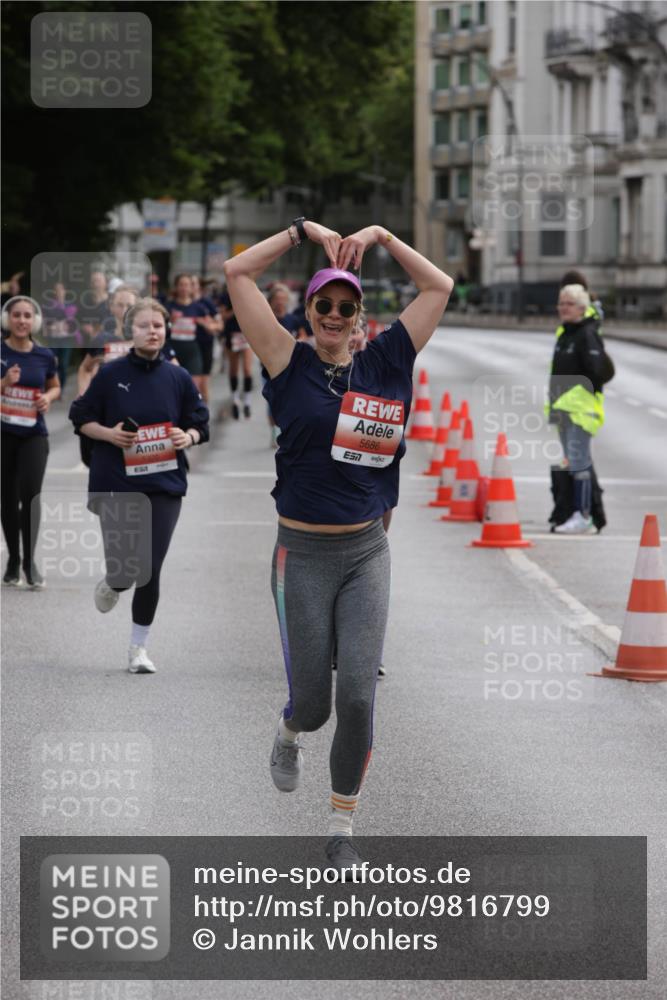 14.06.2026 - REWE Women's Run Jannik Wohlers http://msf.ph/oto/9816799 14.06.2026 10:54:00 Laufen 7, 51, 5686 meine-sportfotos.de