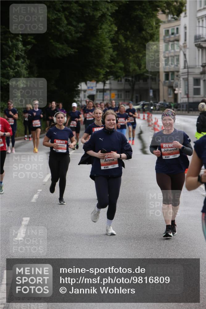14.06.2026 - REWE Women's Run Jannik Wohlers http://msf.ph/oto/9816809 14.06.2026 10:54:02 Laufen 5320, 5871, 57 meine-sportfotos.de