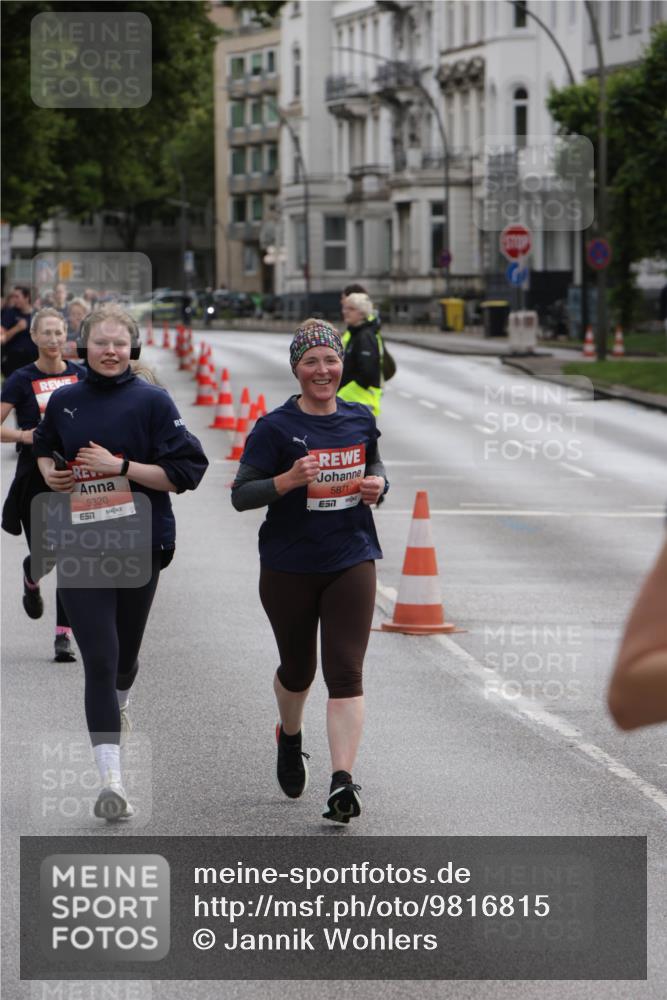 14.06.2026 - REWE Women's Run Jannik Wohlers http://msf.ph/oto/9816815 14.06.2026 10:54:03 Laufen 5320, 657, 5871 meine-sportfotos.de