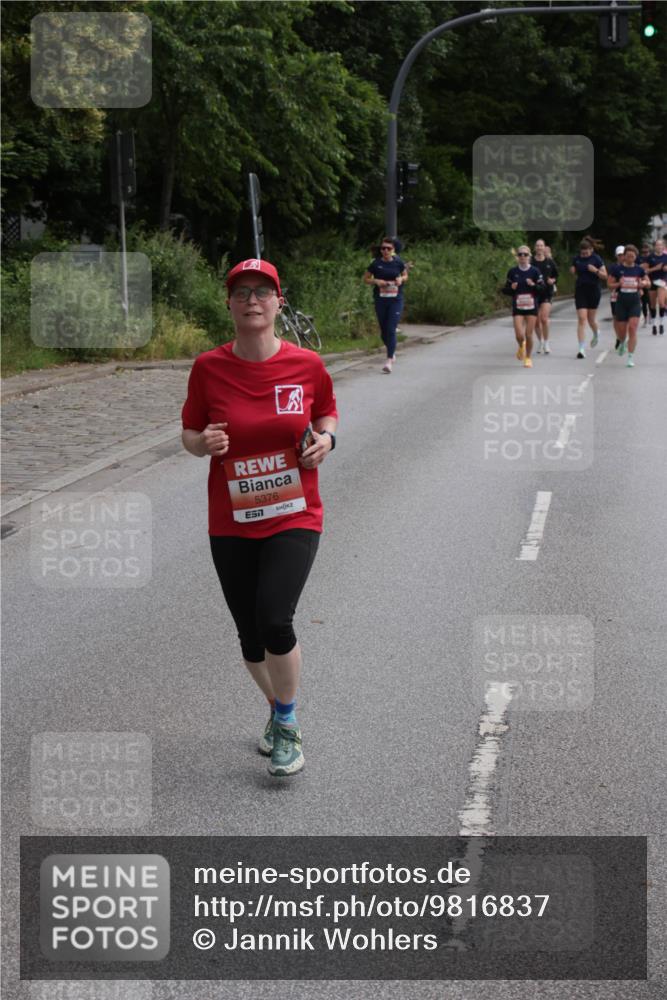 14.06.2026 - REWE Women's Run Jannik Wohlers http://msf.ph/oto/9816837 14.06.2026 10:54:07 Laufen 5376 meine-sportfotos.de