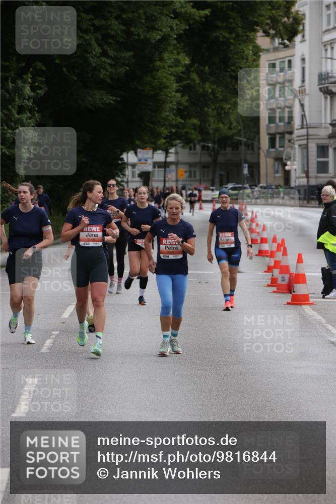 14.06.2026 - REWE Women's Run Jannik Wohlers http://msf.ph/oto/9816844 14.06.2026 10:54:09 Laufen 5066, 57, 5067, 201 meine-sportfotos.de