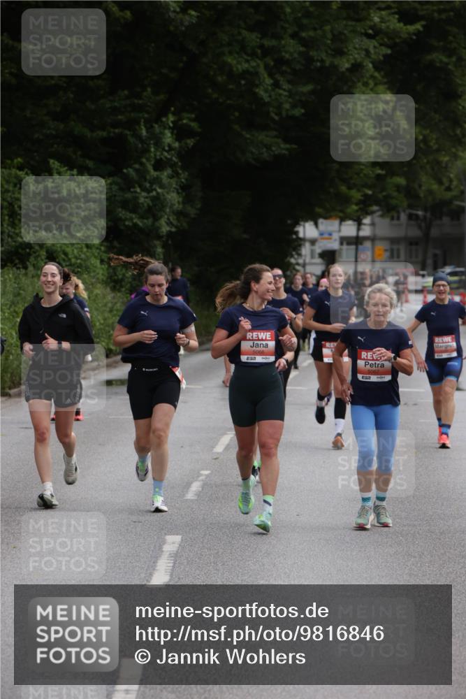 14.06.2026 - REWE Women's Run Jannik Wohlers http://msf.ph/oto/9816846 14.06.2026 10:54:10 Laufen 5066, 57, 5067 meine-sportfotos.de