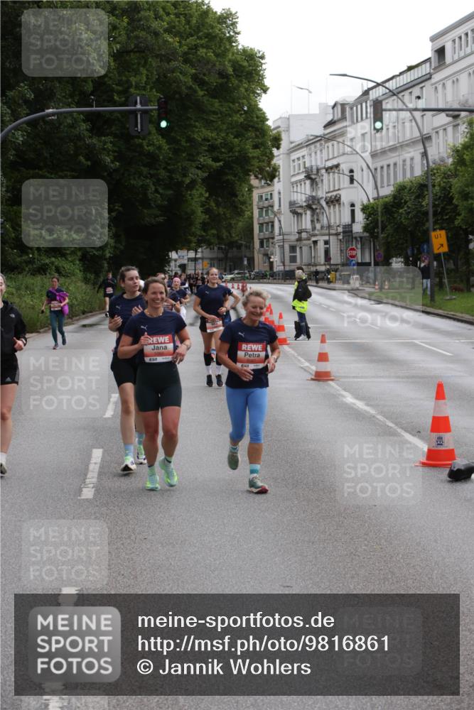 14.06.2026 - REWE Women's Run Jannik Wohlers http://msf.ph/oto/9816861 14.06.2026 10:54:13 Laufen 1 meine-sportfotos.de