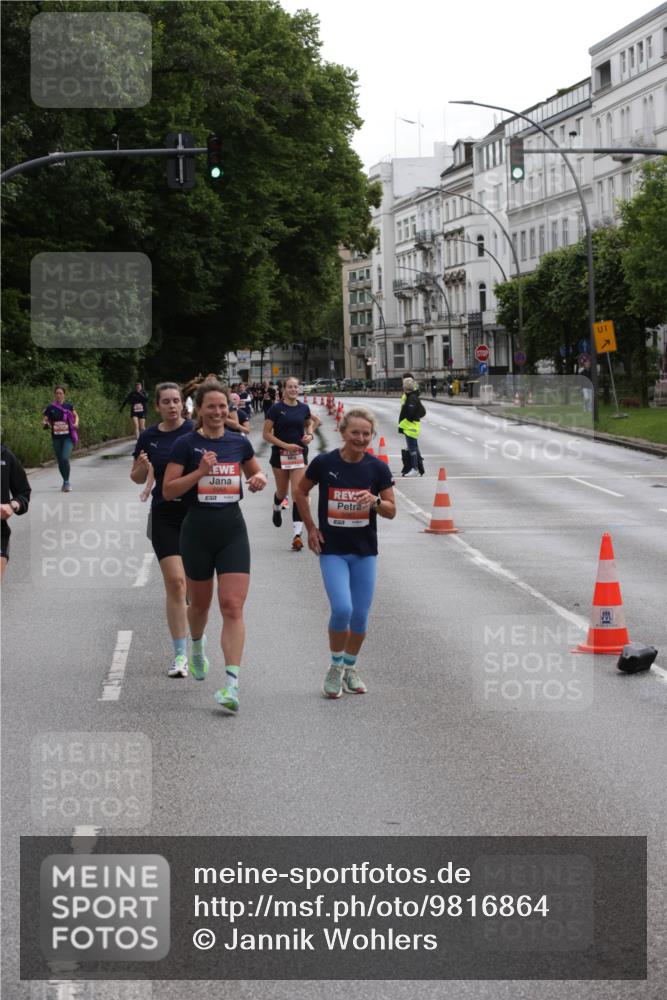 14.06.2026 - REWE Women's Run Jannik Wohlers http://msf.ph/oto/9816864 14.06.2026 10:54:13 Laufen 1, 7 meine-sportfotos.de