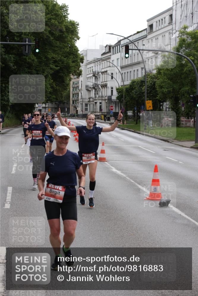 14.06.2026 - REWE Women's Run Jannik Wohlers http://msf.ph/oto/9816883 14.06.2026 10:54:17 Laufen 57, 5082, 01 meine-sportfotos.de