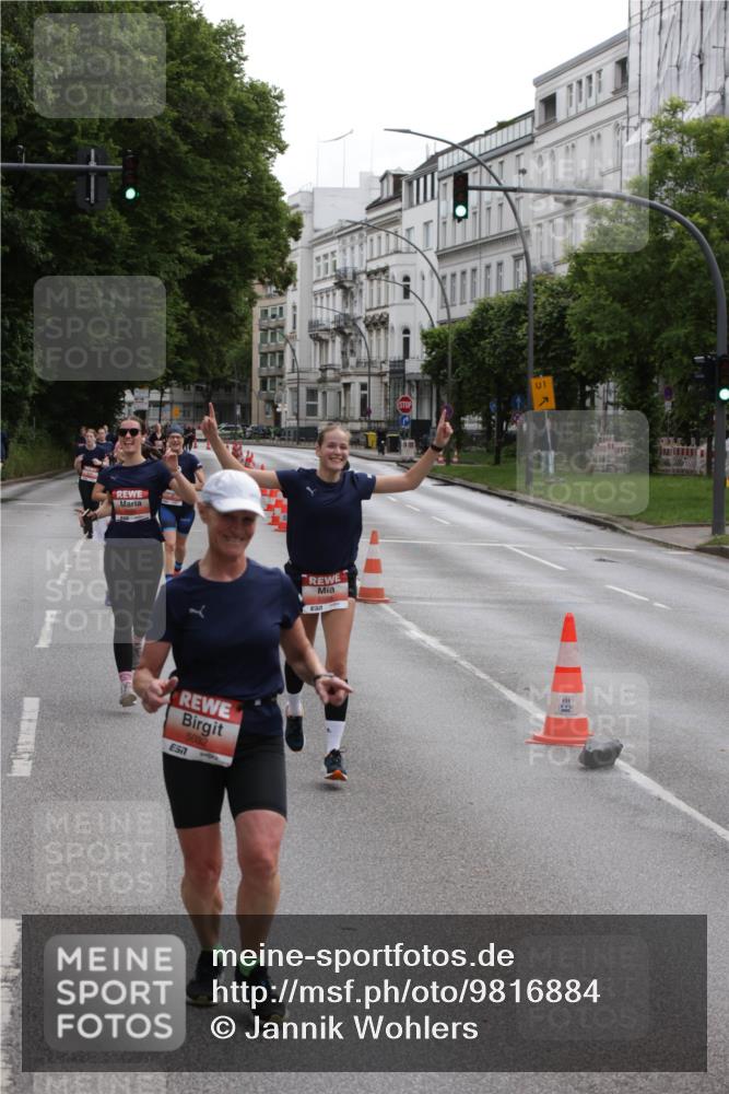 14.06.2026 - REWE Women's Run Jannik Wohlers http://msf.ph/oto/9816884 14.06.2026 10:54:17 Laufen 5032, 7, 1 meine-sportfotos.de
