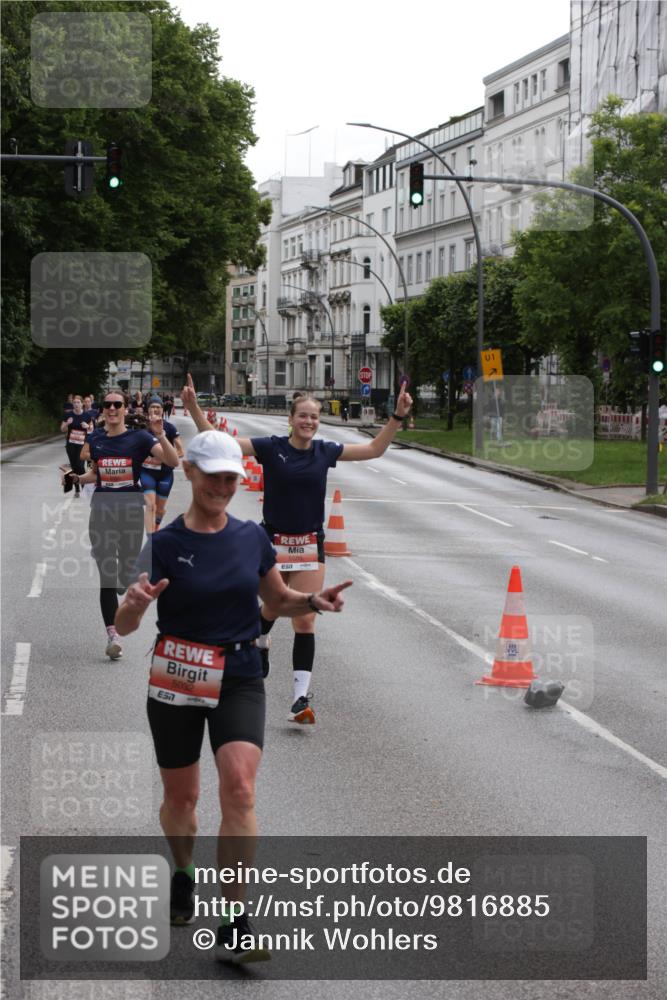 14.06.2026 - REWE Women's Run Jannik Wohlers http://msf.ph/oto/9816885 14.06.2026 10:54:17 Laufen 5032, 1 meine-sportfotos.de