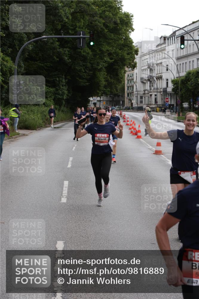 14.06.2026 - REWE Women's Run Jannik Wohlers http://msf.ph/oto/9816889 14.06.2026 10:54:18 Laufen 5, 57 meine-sportfotos.de