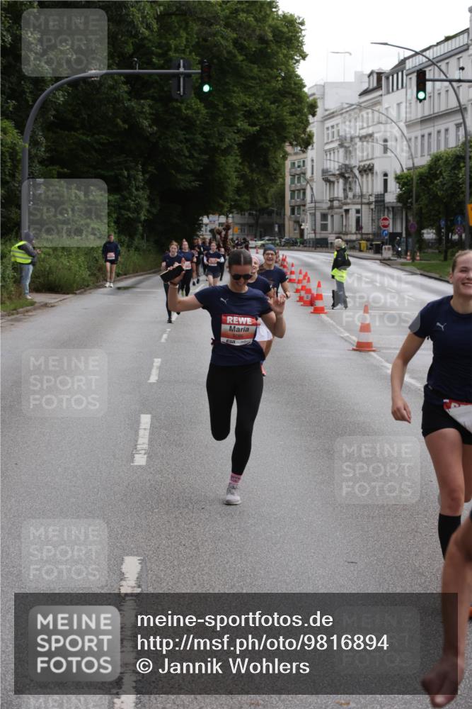 14.06.2026 - REWE Women's Run Jannik Wohlers http://msf.ph/oto/9816894 14.06.2026 10:54:18 Laufen 5086 meine-sportfotos.de