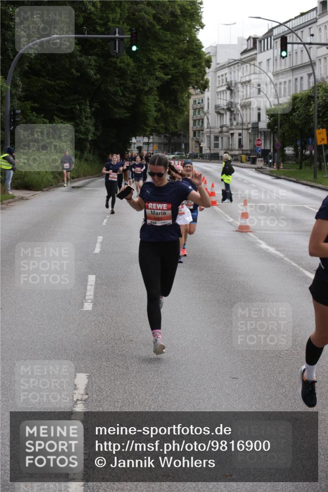 14.06.2026 - REWE Women's Run Jannik Wohlers http://msf.ph/oto/9816900 14.06.2026 10:54:18 Laufen 1 meine-sportfotos.de
