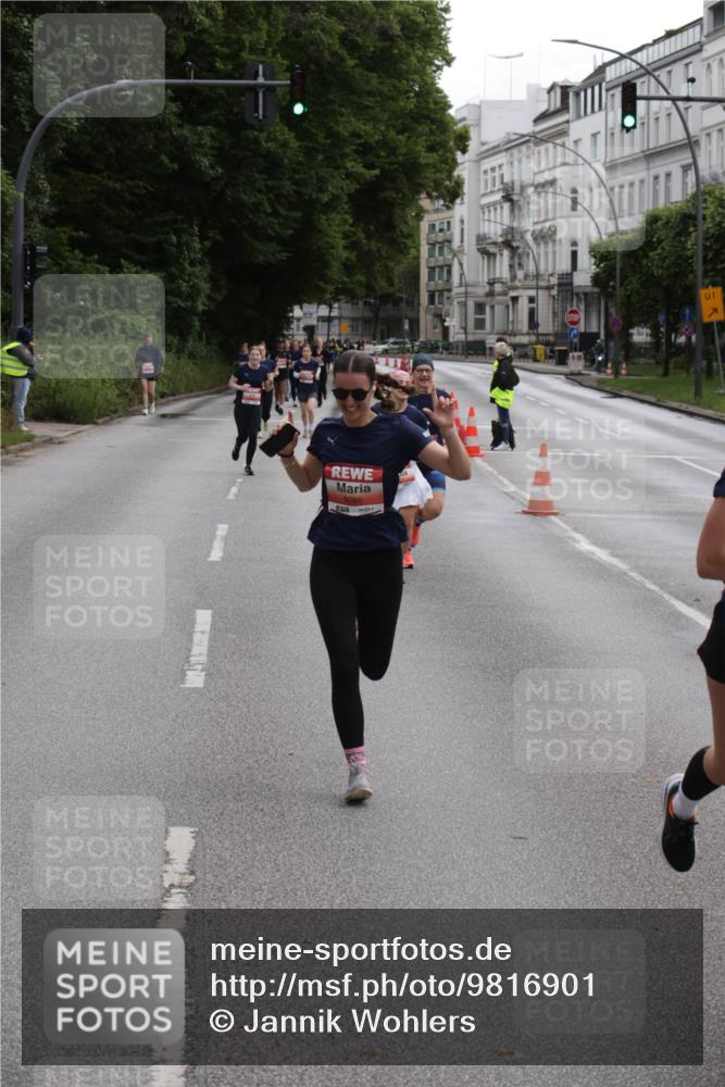 14.06.2026 - REWE Women's Run Jannik Wohlers http://msf.ph/oto/9816901 14.06.2026 10:54:18 Laufen 01 meine-sportfotos.de