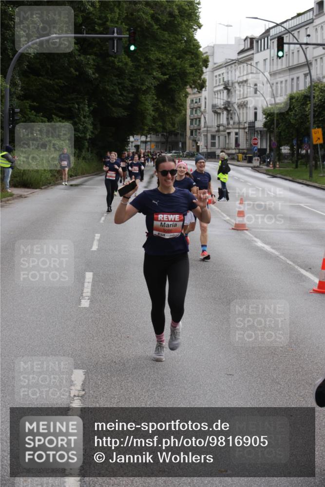 14.06.2026 - REWE Women's Run Jannik Wohlers http://msf.ph/oto/9816905 14.06.2026 10:54:18 Laufen 5086, 1 meine-sportfotos.de