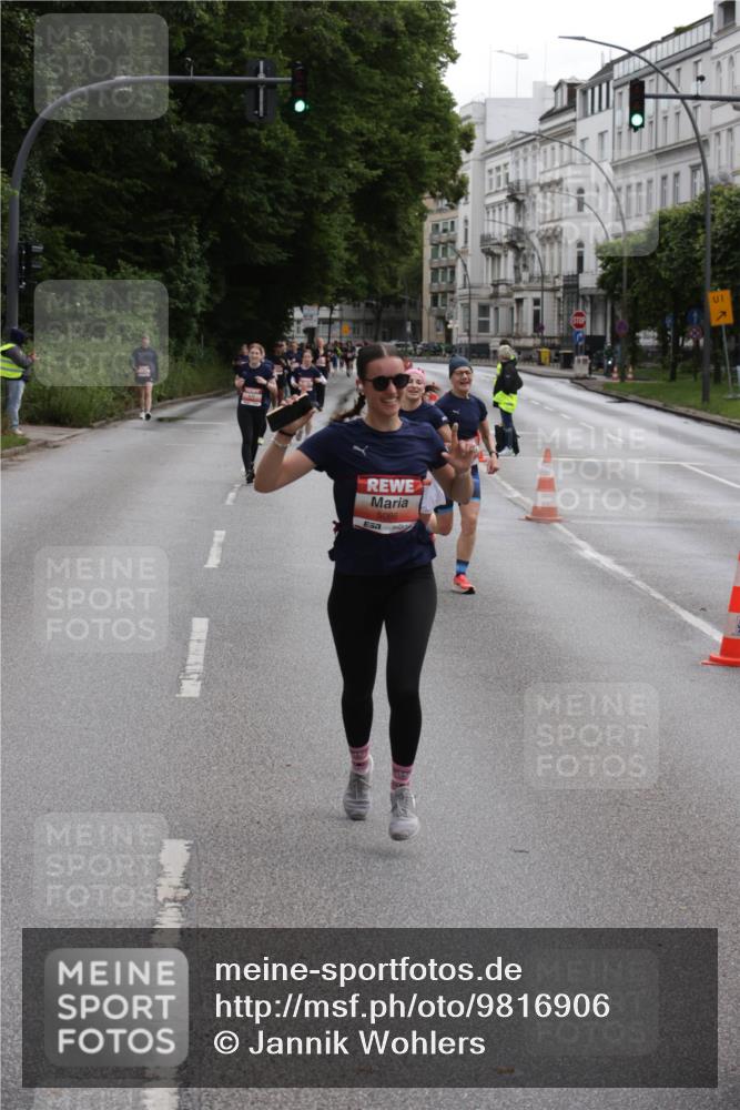 14.06.2026 - REWE Women's Run Jannik Wohlers http://msf.ph/oto/9816906 14.06.2026 10:54:19 Laufen 5086, 1 meine-sportfotos.de