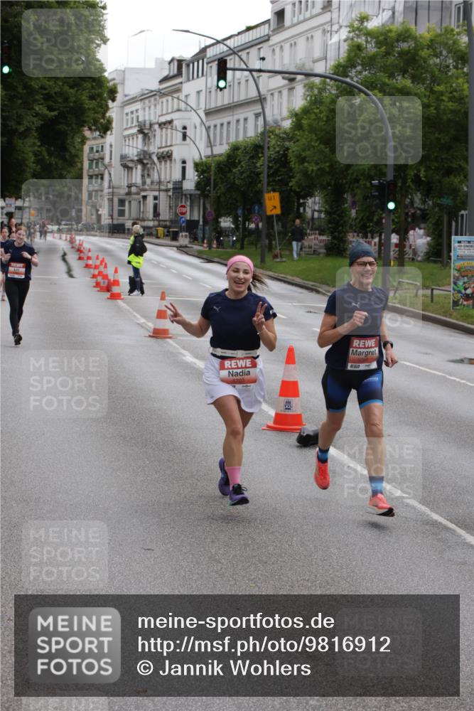 14.06.2026 - REWE Women's Run Jannik Wohlers http://msf.ph/oto/9816912 14.06.2026 10:54:21 Laufen 1, 5703 meine-sportfotos.de