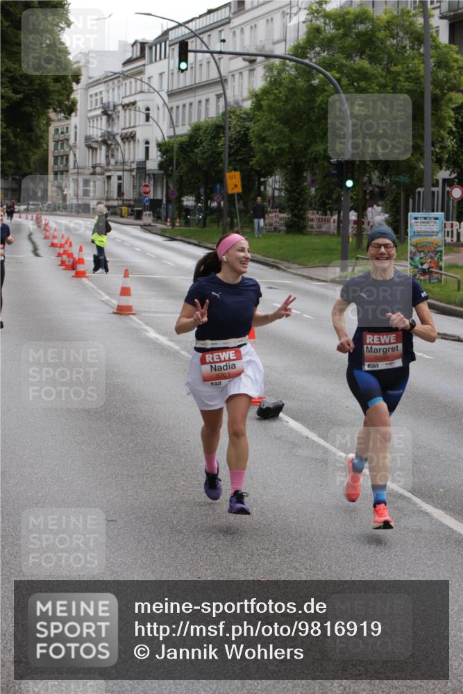 14.06.2026 - REWE Women's Run Jannik Wohlers http://msf.ph/oto/9816919 14.06.2026 10:54:21 Laufen 1, 5703, 457, 5095 meine-sportfotos.de