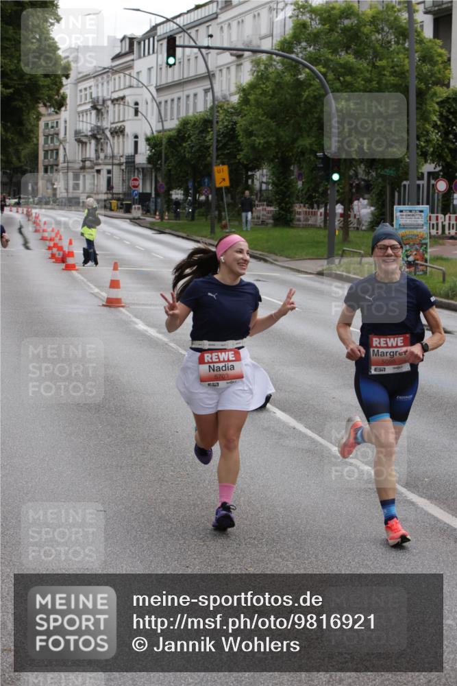 14.06.2026 - REWE Women's Run Jannik Wohlers http://msf.ph/oto/9816921 14.06.2026 10:54:21 Laufen 1, 5703, 657, 5095 meine-sportfotos.de