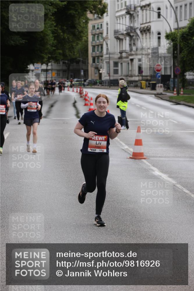 14.06.2026 - REWE Women's Run Jannik Wohlers http://msf.ph/oto/9816926 14.06.2026 10:54:23 Laufen 5980, 7 meine-sportfotos.de
