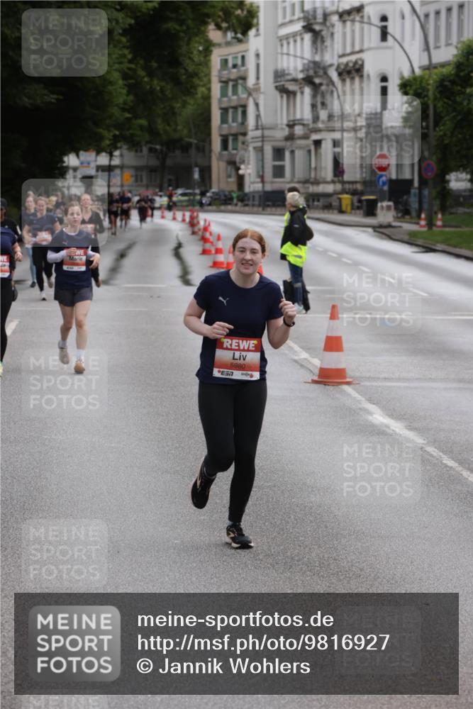 14.06.2026 - REWE Women's Run Jannik Wohlers http://msf.ph/oto/9816927 14.06.2026 10:54:23 Laufen 5980, 7 meine-sportfotos.de