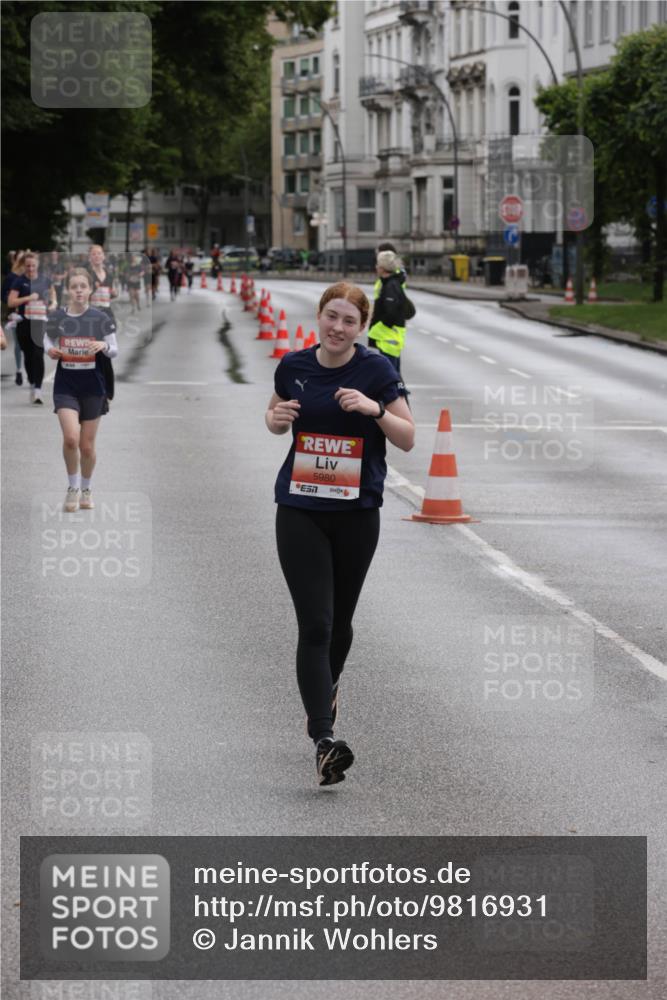 14.06.2026 - REWE Women's Run Jannik Wohlers http://msf.ph/oto/9816931 14.06.2026 10:54:23 Laufen 5980 meine-sportfotos.de
