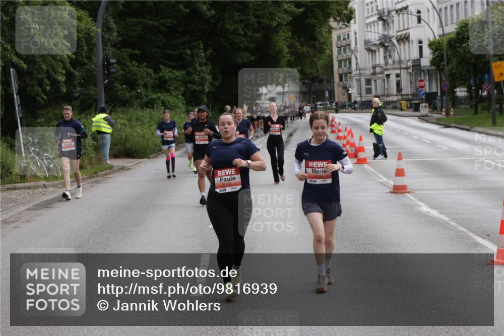 14.06.2026 - REWE Women's Run Jannik Wohlers http://msf.ph/oto/9816939 14.06.2026 10:54:27 Laufen 6701, 57, 5595, 1 meine-sportfotos.de